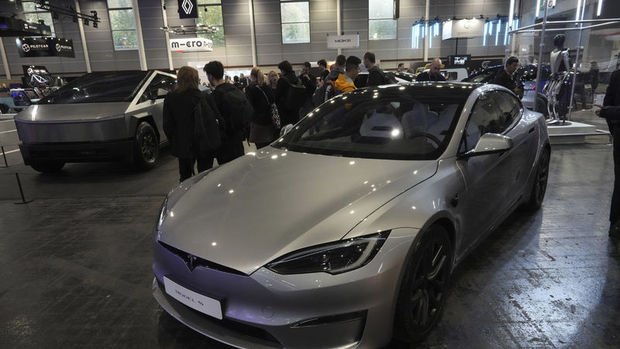 Tesla’nın geliri ve kârı üçüncü çeyrekte arttı